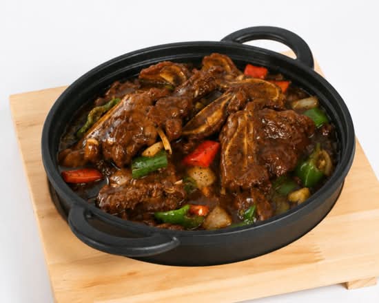 Black Pepper Beef Short Ribs 黑椒焦香牛小排